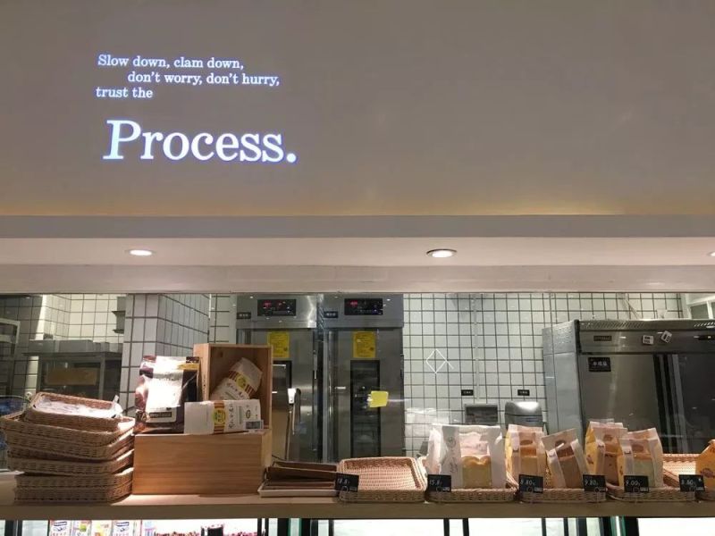 探店 | 一份网红超市的灯光报告