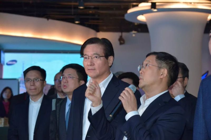 无锡市长一行莅临利亚德考察，双方达成科技文化融创合作