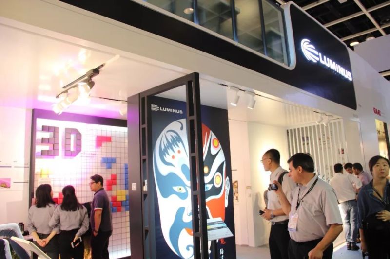 展会直击 | 中国之光网带你逛2018香港国际秋季灯饰展