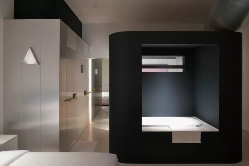 八九十年代科幻片里的不真实置景感 - Hitel酒店，厦门 / 退化建筑