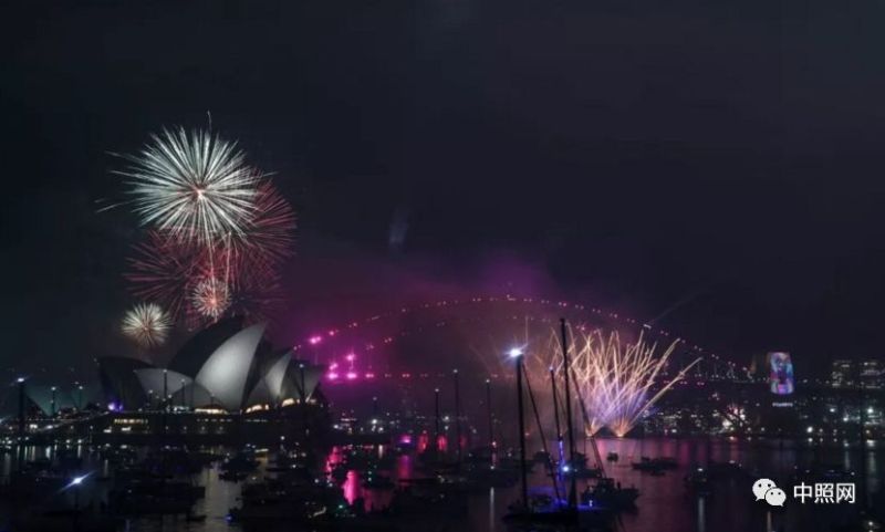 全球各地跨年灯光烟火秀大盘点！