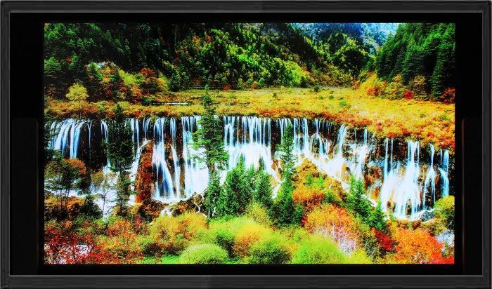 欲与三星试比高，华星光电首次展出31英寸QD-OLED