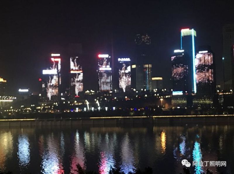 全国多地过年灯光秀鉴赏（多图）