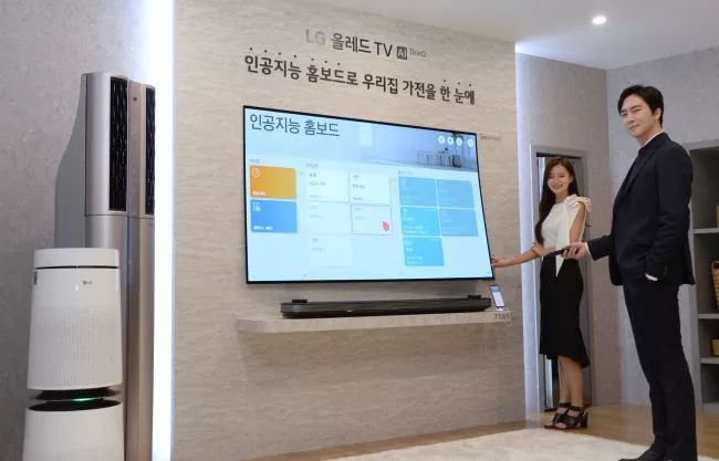 LG一口气发布9款OLED电视，售价直降30%