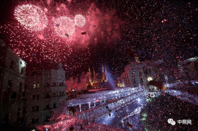 全球各地跨年灯光烟火秀大盘点！
