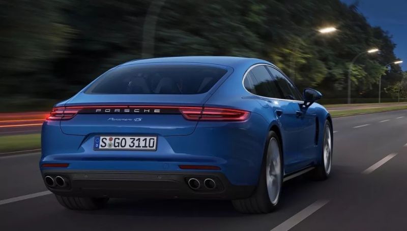 盘点 | 车圈里的贯穿式尾灯