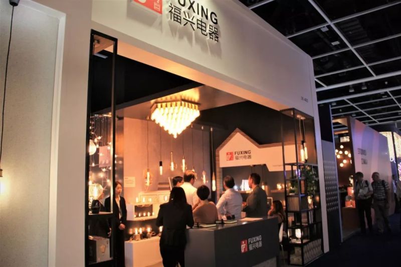 展会直击 | 中国之光网带你逛2018香港国际秋季灯饰展