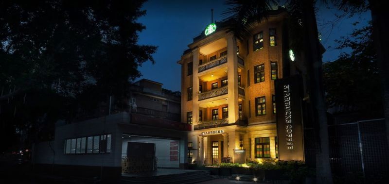 星巴克的灯光设计，处处都是营销的心机！