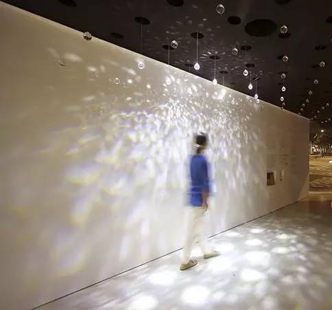 设计师为什么常常设计灯带？这里的解释很专业！