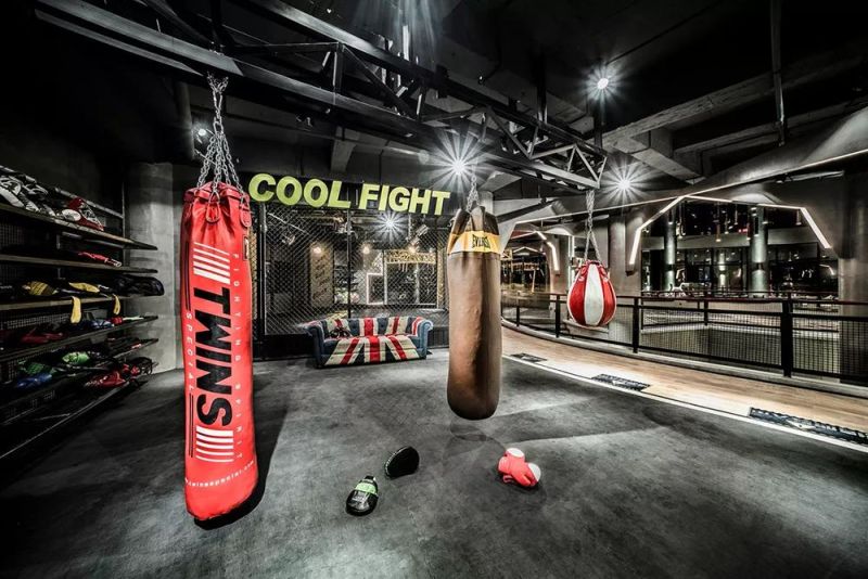 用好灯光，健身房也能恢弘、科幻、幽默中自由游走？