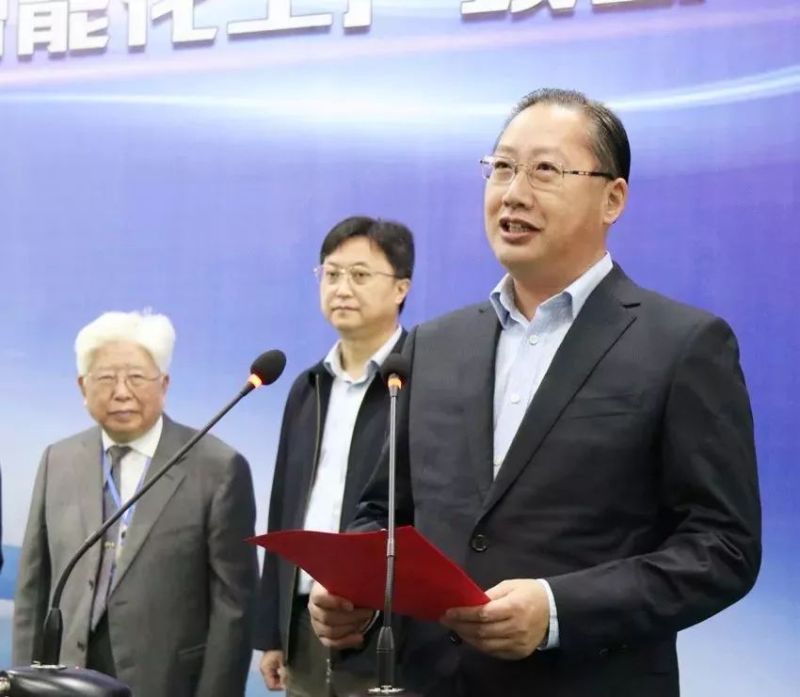 彩虹丨邵阳G7.5盖板玻璃项目成功点火