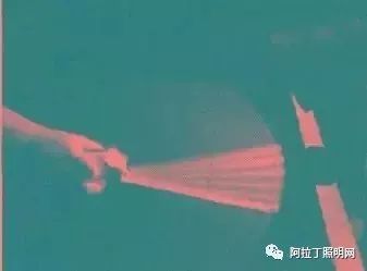 2019年了，你应该学会如何挑选灯具避免频闪危害