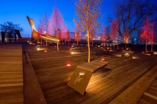 细说各国景观座椅灯光设计案例，有颜值又有内涵！