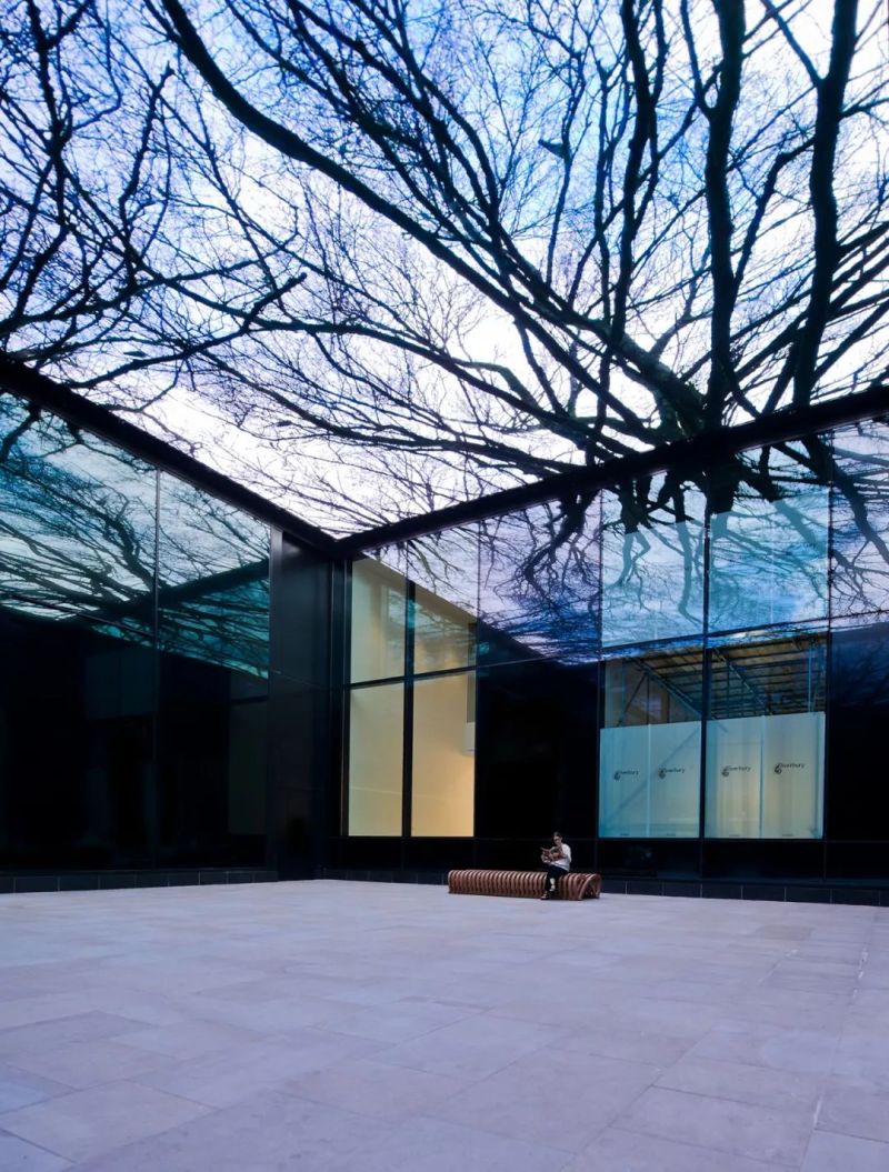 史诗般的艾比森LED天幕，创造了欧洲新的里程碑