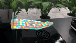 除了大热的折叠屏，京东方在这届MWC上还做了这些