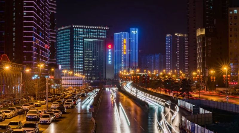 【夜游黄浦江】观魔都  赏瑰丽