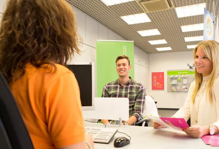 如何践行“以人为本”照明理念？来看看这两处大型办公大楼