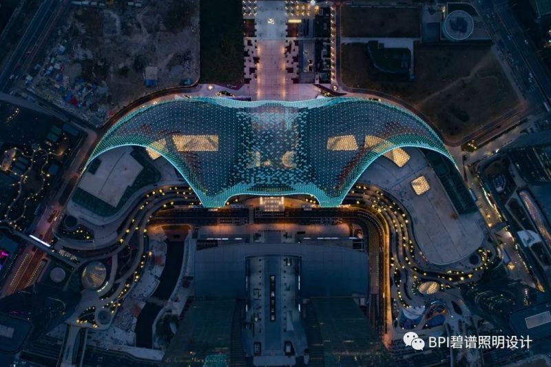 星辰漫步 | LuOne凯德晶萃广场照明设计