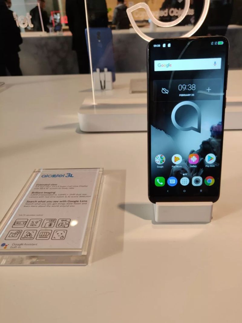 探秘TCL折叠屏手机 两大核心器件都是自研