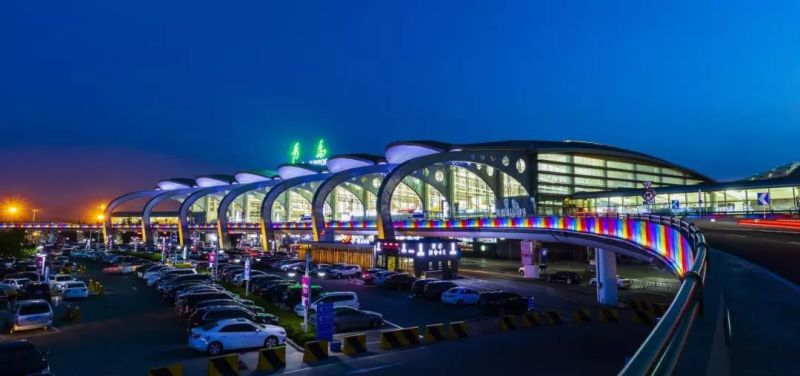 【夜游黄浦江】观魔都  赏瑰丽