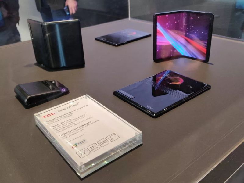 探秘TCL折叠屏手机 两大核心器件都是自研