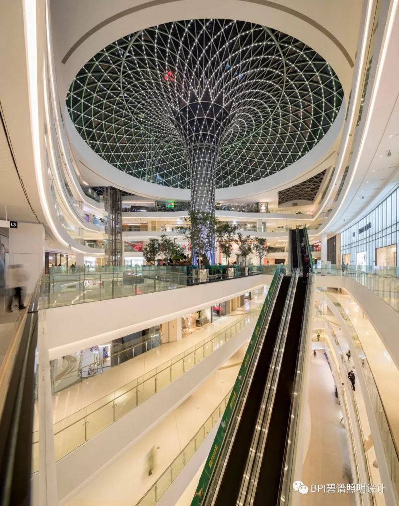 星辰漫步 | LuOne凯德晶萃广场照明设计