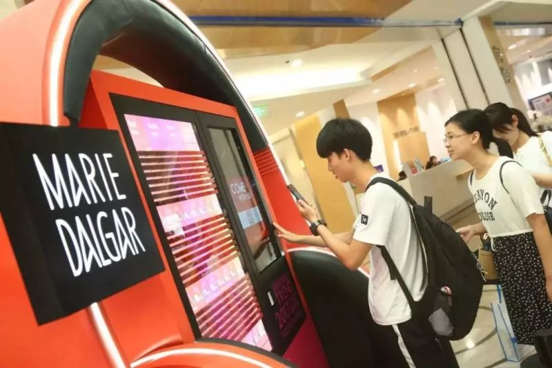 LED触控屏突飞猛进，借力小间距究竟能吃下多少商显市场？