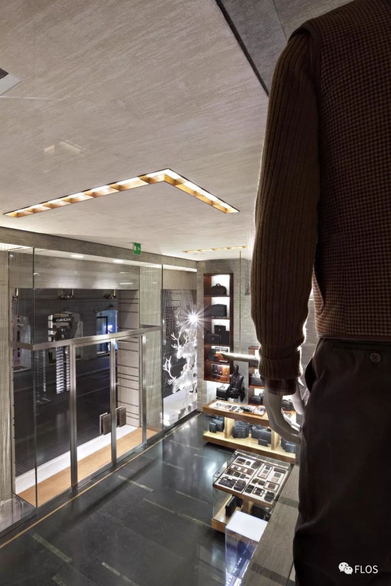 FLOS项目 | 杰尼亚米兰店铺