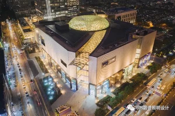 星辰漫步 | LuOne凯德晶萃广场照明设计