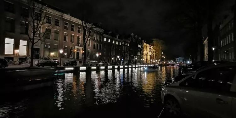 #Amsterdam Lighting Festival #The Medium is The Message (3)