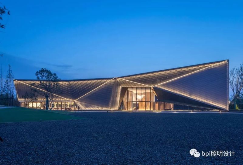 LIT · LDA · CREDAWARD | bpi获奖作品展示