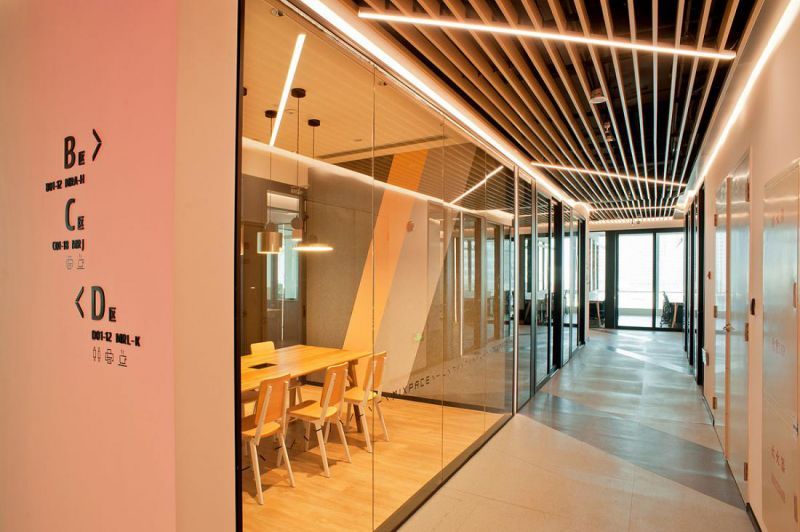 解密“超五A级写字楼”的照明设计