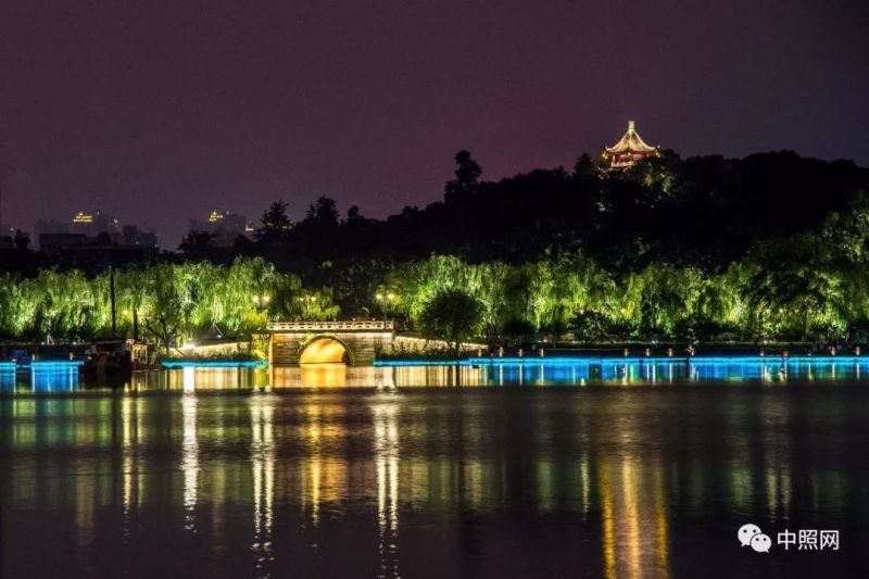 江海阳与汪建平设计谈：当下照明之思考（上）