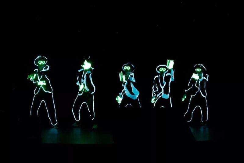 雅江光电大舞台有光有你才有戏