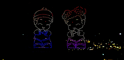 600架无人机花样拜年，巨“福”闪耀深圳夜空