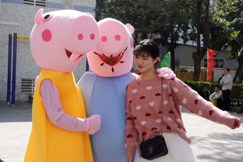 雅江光电大舞台有光有你才有戏