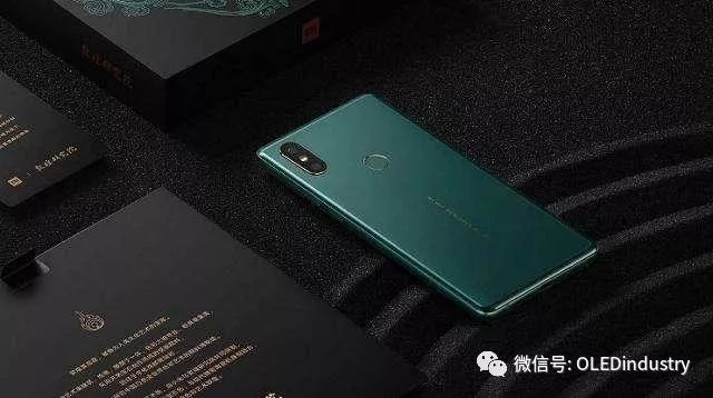 采用三星AMOLED屏，小米MIX3发布