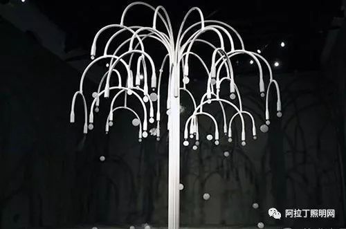 现代黑科技、商业营销新宠儿、网红打卡圣地？一文带你欣赏灯光艺术装置商业案例