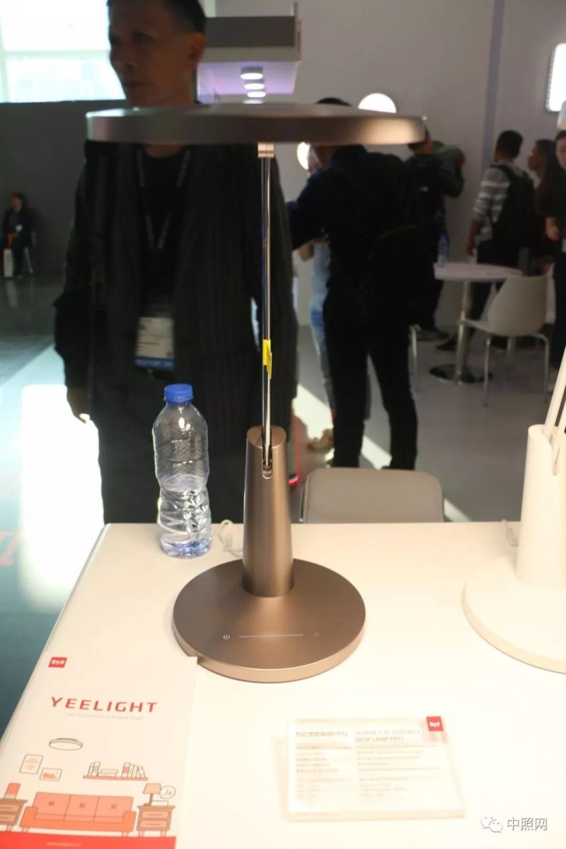 独家现场照片 直击香港两大照明展