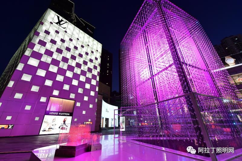 现代黑科技、商业营销新宠儿、网红打卡圣地？一文带你欣赏灯光艺术装置商业案例