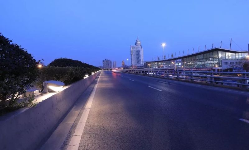 如何应对道路照明的挑战