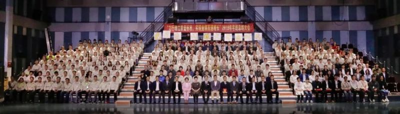 雅江光电大舞台有光有你才有戏