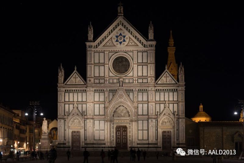 佛罗伦萨圣十字大教堂——有情感的照明丨A·案例