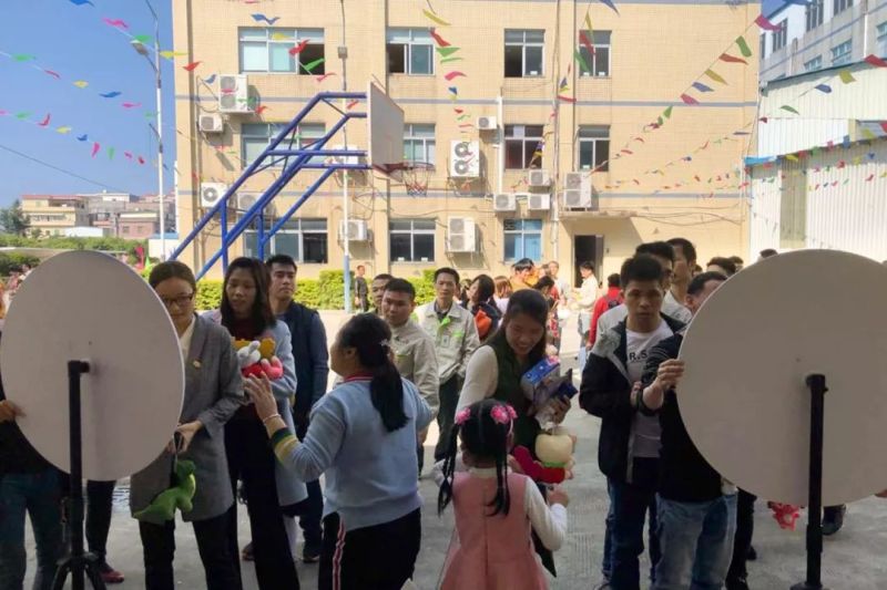 雅江光电大舞台有光有你才有戏