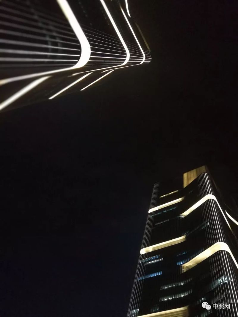 金手指奖 | 解密中国第一高双塔式建筑照明设计