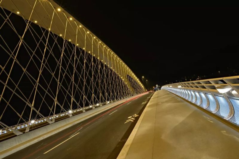 如何应对道路照明的挑战