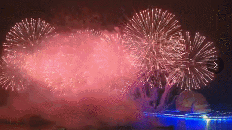 珠海光影焰火秀刷屏珠海人朋友圈！揭秘光影焰火秀背后的故事