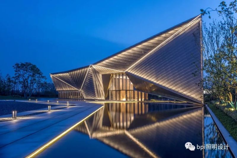 LIT · LDA · CREDAWARD | bpi获奖作品展示