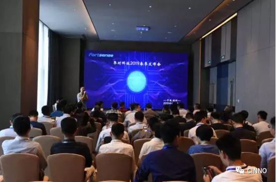 阜时科技 | 推出首款TFT-LCD屏下指纹方案，开启LCD屏下指纹元年