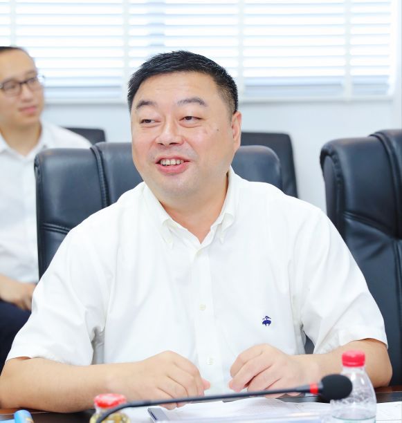 深商VS川商，泸州老窖走进雷曼光电